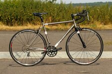 Kinesis Gran Fondo Ti2 - full bike 2.jpg
