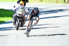 Chris-Froome-descent-Team-Sky-Col-de-Peyresourde-pic-Sirotti.jpg Chris-Froome-descent-Team-Sky-Col-de-Peyresourde-pic-Sirotti.jpg