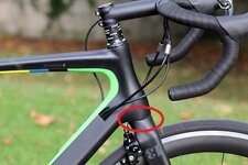 13Bikes Intuition Beta - headtube.jpg