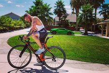 Conor-McGregor-in-training-for-the-Floyd-Mayweather-fight-on-the-26th-of-August.jpg