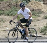Jake_Gyllenhaal_bicycle.jpg