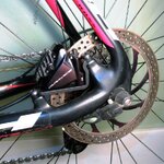 160pm-160fm-03-flat-mount-caliper-on-post-mount.jpg 160pm-160fm-03-flat-mount-caliper-on-post-mount.jpg