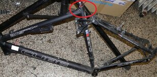 Rahmen mit Riss 1.JPG