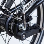 brompton-black-3-or-6-speed-rear-wheel-with-wide-range-sturmey-archer-hub.jpg brompton-black-3-or-6-speed-rear-wheel-with-wide-range-sturmey-archer-hub.jpg