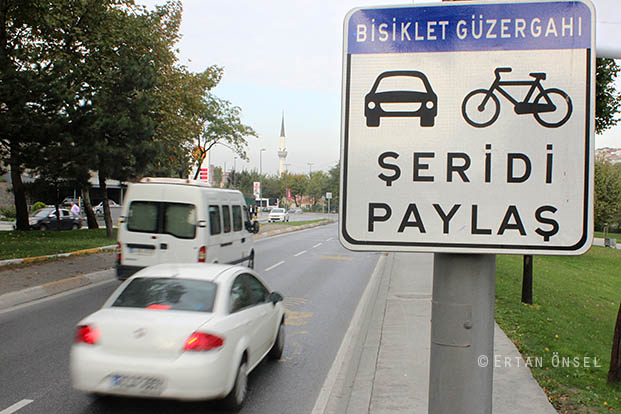 bisiklet-seridi-paylas-eyup-18bbb0c1_621x414_original.jpg